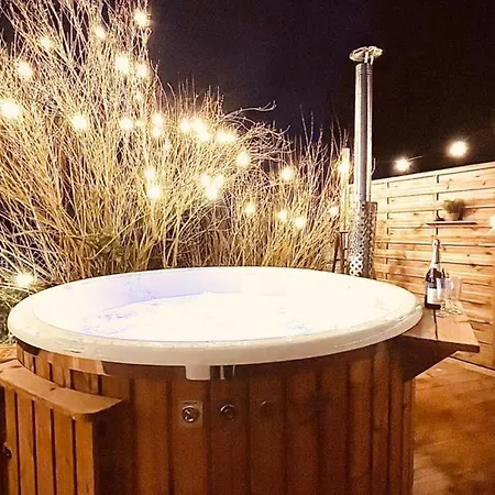 Cosy Avec Jardin Et A - Fr-1-489-520 *